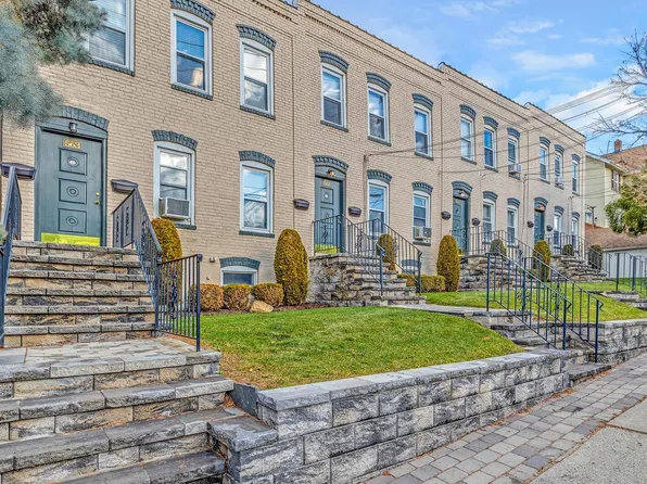 561 Broad St, Carlstadt, NJ 07072