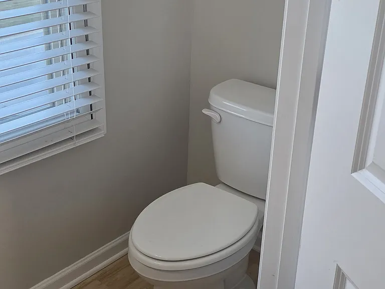 3619 Hawthorne Ter — Photo 13