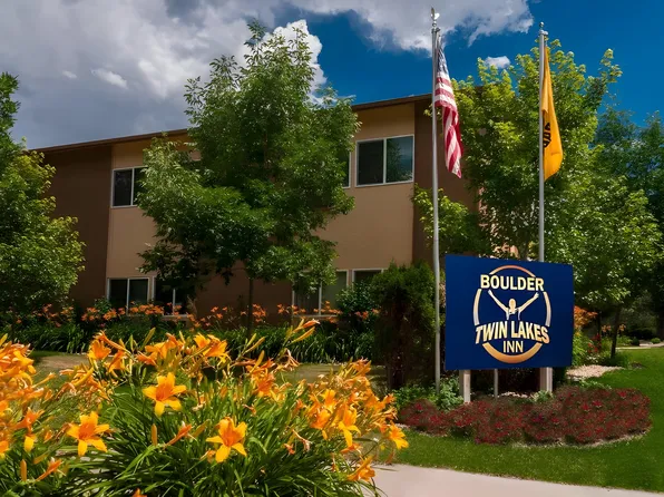 6485 Twin Lakes Rd, Boulder, CO 80301