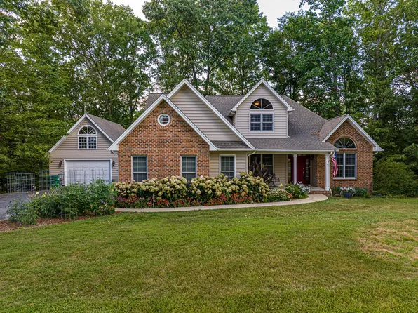 19195 Landfall Ct, Abingdon, VA 24210