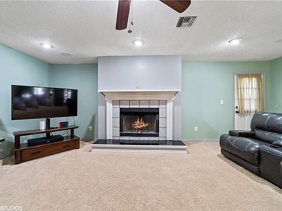 2nd image of 110 Donnington Ct