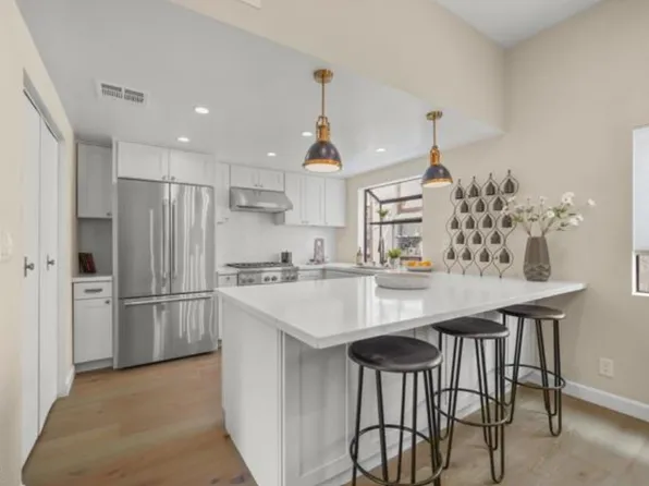 511 S El Molino Ave APT 17, Pasadena, CA 91101