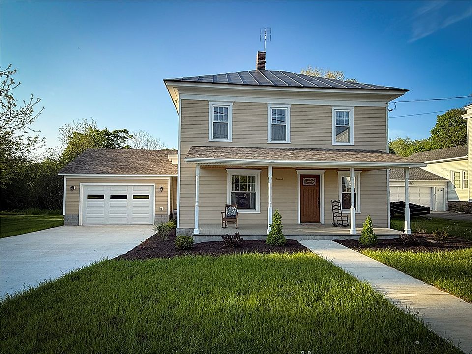 1st image of 2052 Harwood Dr