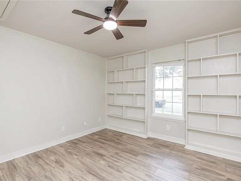 6702 Sahara Dr — Photo 27