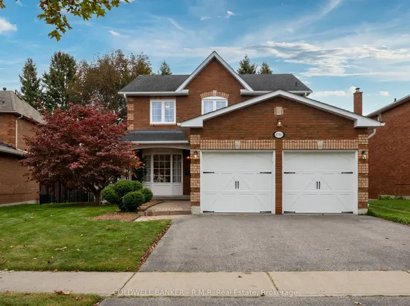 1090 Thimbleberry Cir, Oshawa, ON L1K 2H2
