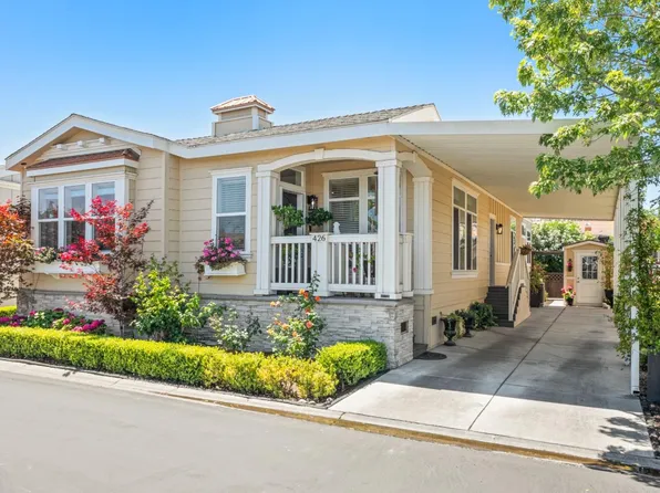 426 Chateau La Salle Dr #426, San Jose, CA 95111