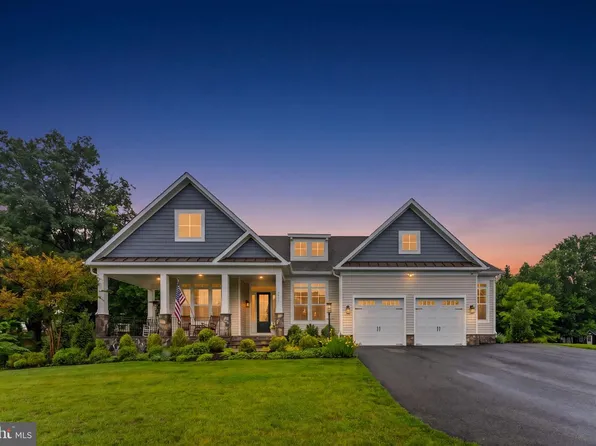 9801 Thoroughbred Rd, Warrenton, VA 20187