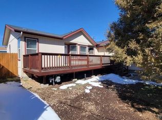 913 Pinon Ln, Big Bear City, CA 92314