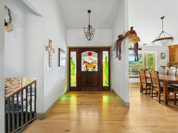 12242 Woodacre Rd, Grass Valley, CA 95949