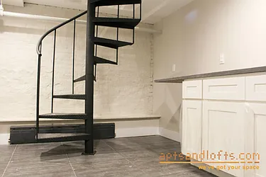 Rented by aptsandlofts.com