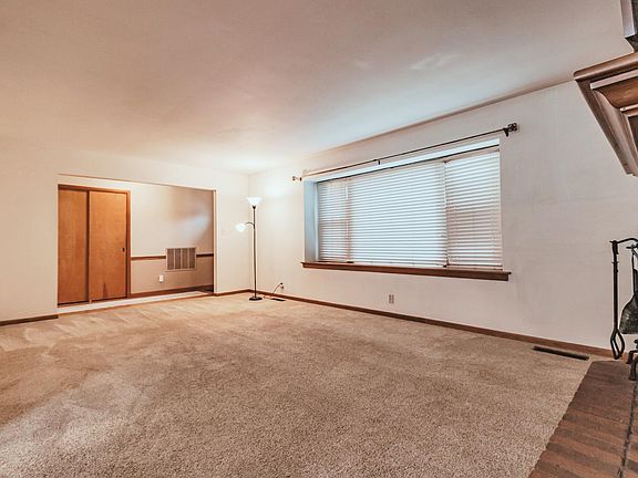 4th image of 2072 Polaris Ave