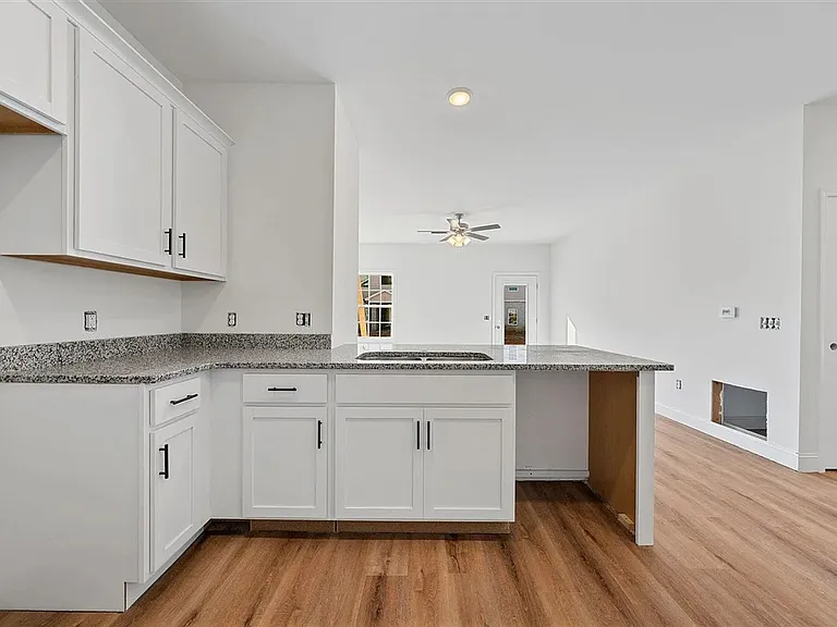 355 Hillview Mills Blvd — Photo 9