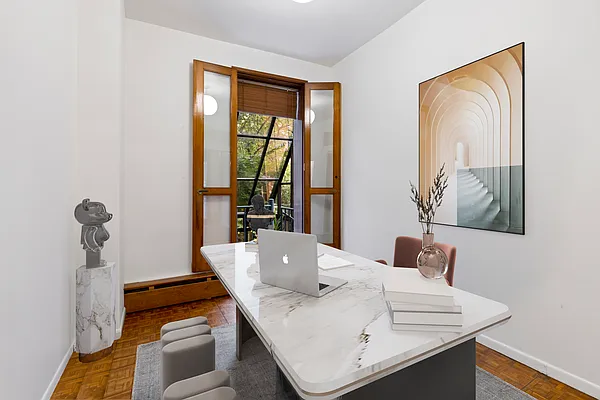 Rented by Compass | media 31