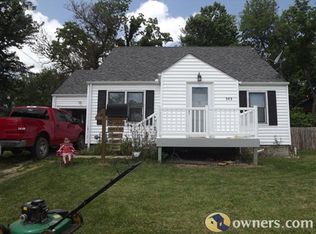 302 SE Idaho St, Leon, IA 50144