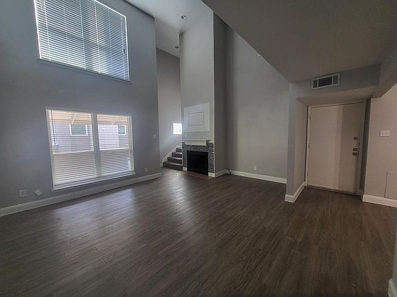 2nd image of 7150 San Mateo Blvd APT 295