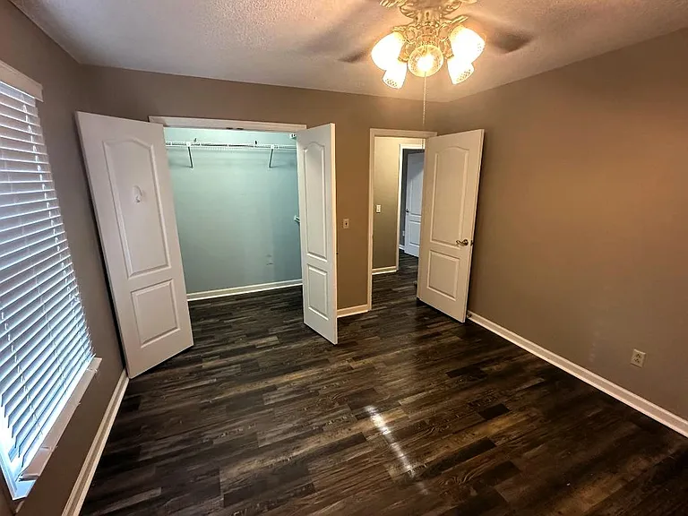 183 Bradford Dr SE — Photo 14