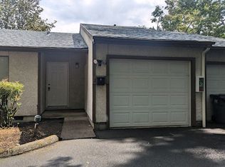 1077 Polk St #2, Eugene, OR 97402