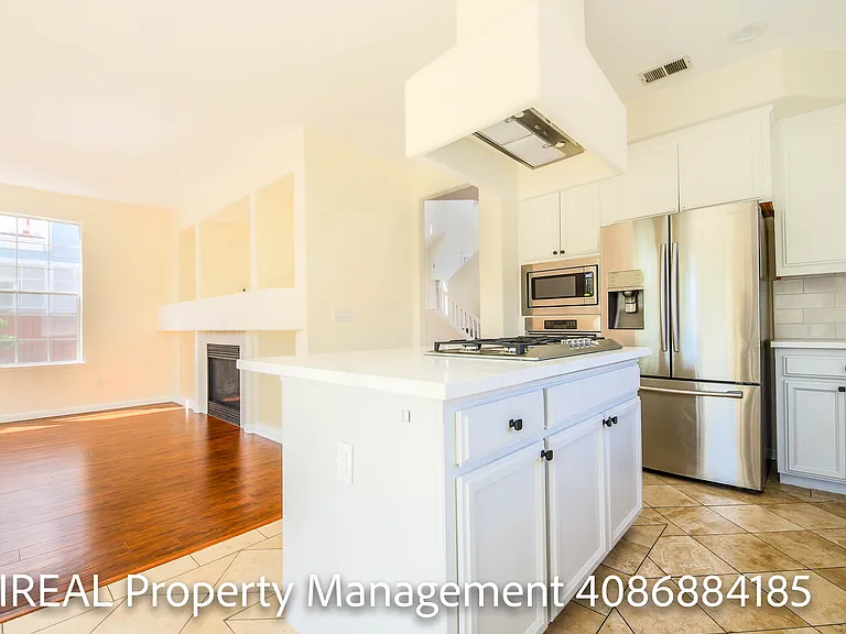 4202 Cambridge Way — Photo 8
