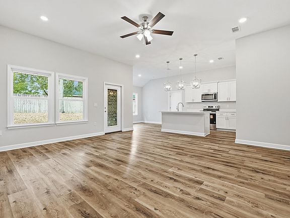 5th image of 2614 Sorrel Ridge Rd