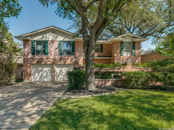 2819 WOODCREST DR, San Antonio, TX 78209