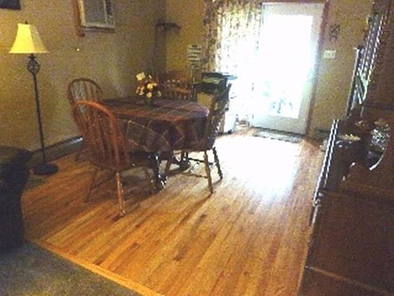 4th image of 9998 Lakeshore Dr