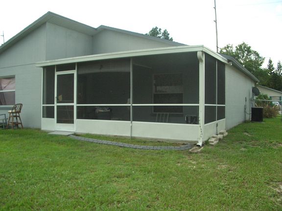 5th image of 2958 E Yukon St