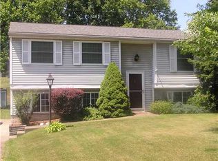 134 Cannon Dr, Greensburg, PA 15601