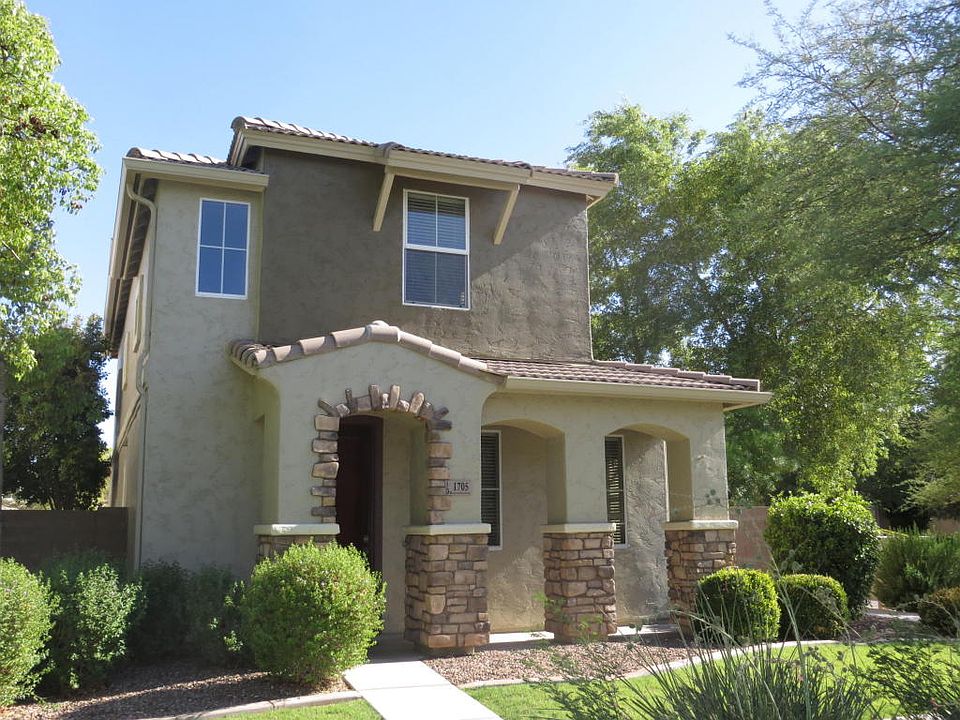 1st image of 1705 S Chatsworth
