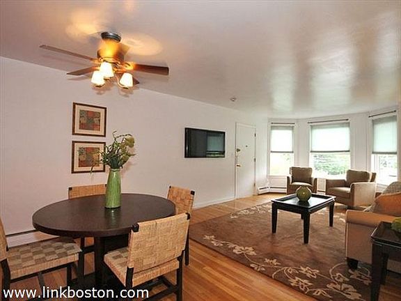 3rd image of 25 Highland Ave APT 2