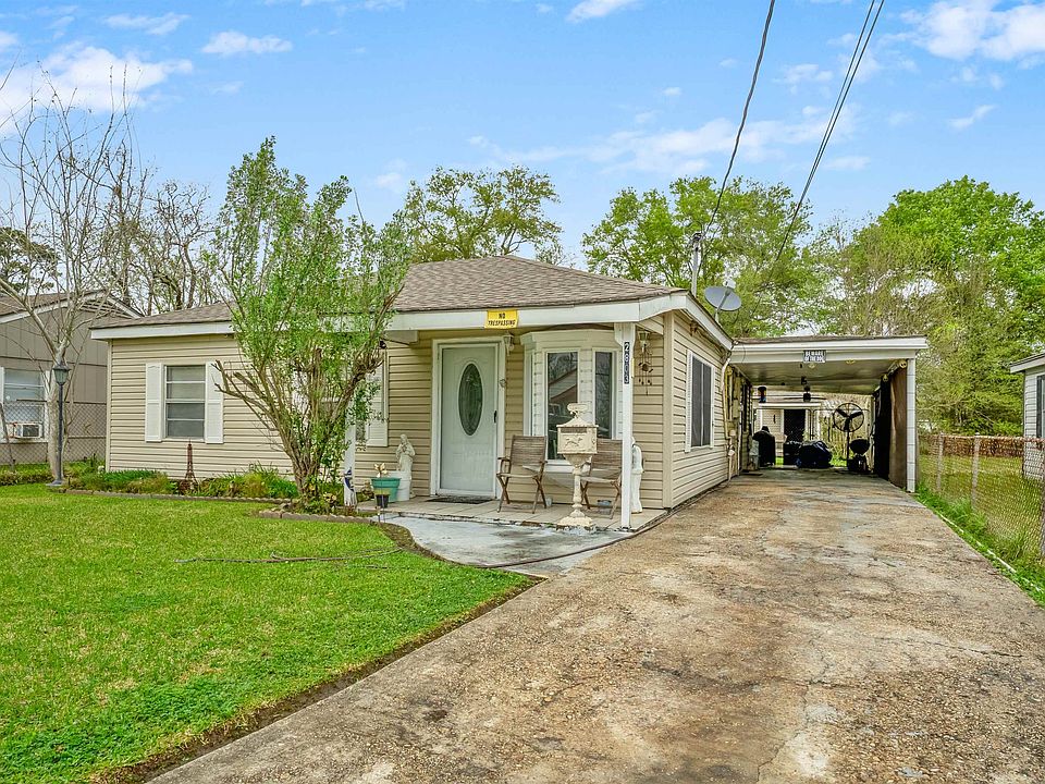 1st image of 2803 Hinton Dr