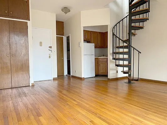 Rented by AJ Clarke | media 15