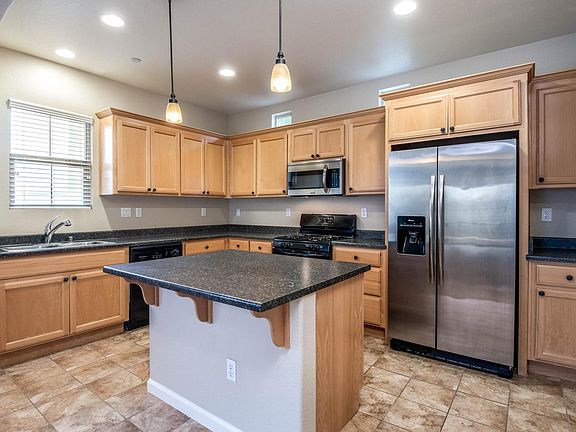 5th image of 5301 E Commerce Way Unit 71101