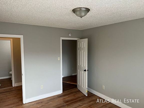 5th image of 312 W Alabama Ave APT 304