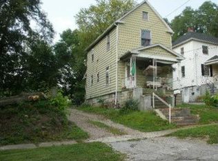 112 Penhale Ave, Campbell, OH 44405