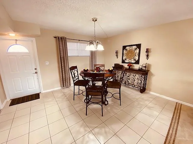 9420 S Hollybrook Lake Dr #305 — Photo 2