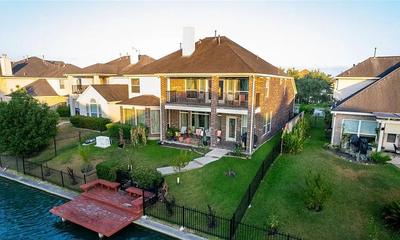 4026 Tuscan Shores Dr, Missouri City, TX 77459 — Photo 4