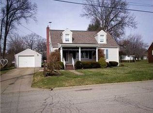 741 Castle St, New Castle, PA 16101