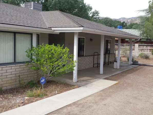 601 Sierra Vista Dr, Wofford Heights, CA 93285