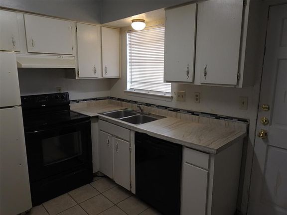 3rd image of 6305 Westward St APT 174