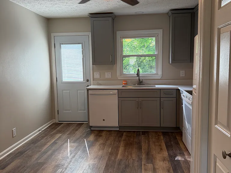 111 Cash Ln #111 — Photo 14