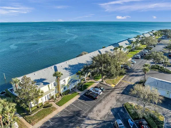 5018 Coquina Key Dr SE, Saint Petersburg, FL 33705