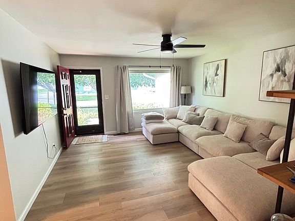 4th image of 2207 Aspen Dr