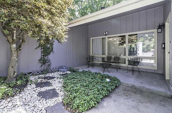 1st image of 101 Arlington Ave #101