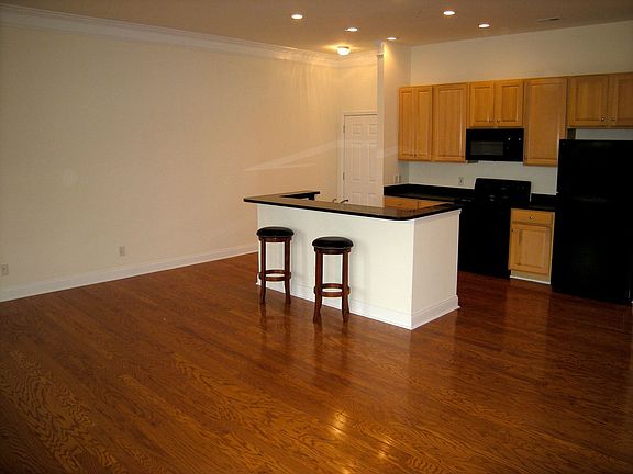 Huge open space for relaxing and entertaining.