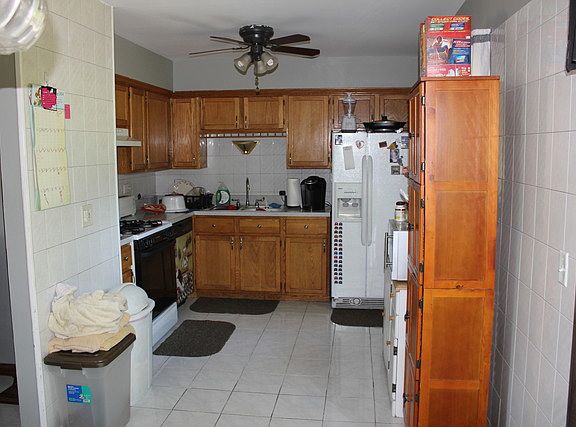 5th image of 1739 Lombard Ct