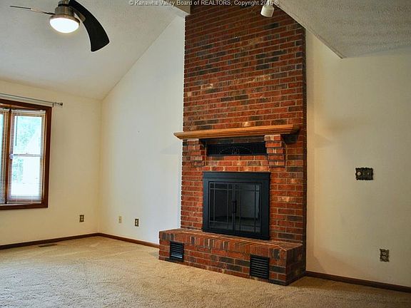 4th image of 3513 Wellington Dr