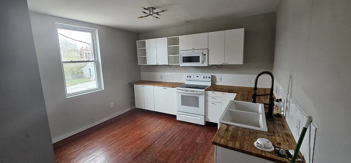 Building Photo - 4700 Virginia Ave #2F
