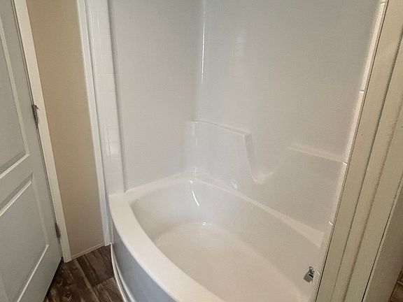 2nd image of 3605 Pauline Ave