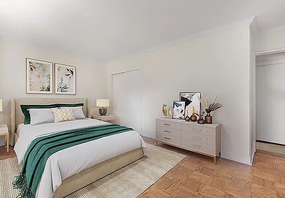 4th image of 165 W End Ave APT 20J