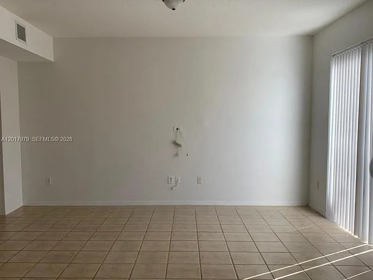772 SW 106th Ave #1910 — Photo 6
